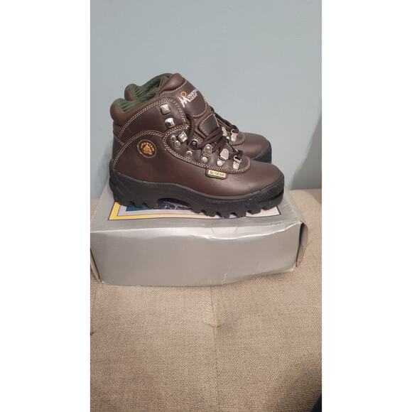 Mountain Gear Rage Hiking Boots Brown Leather 5.5 NOS Vintage Outdoor Trail New main image 4